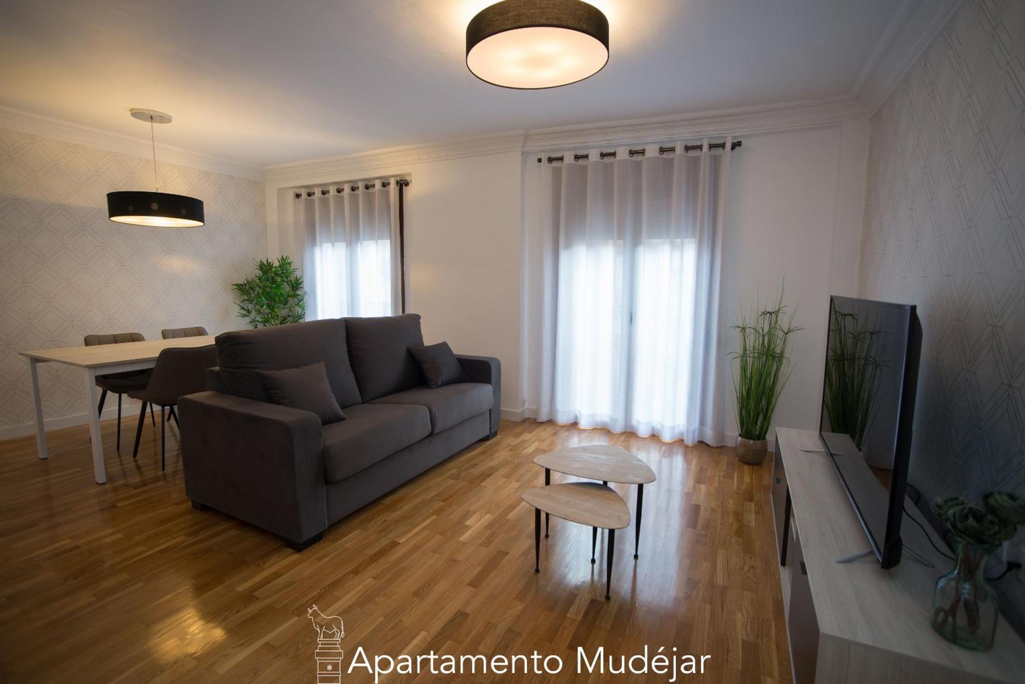 Apartamentos Plaza Del Torico Teruel Chambre photo