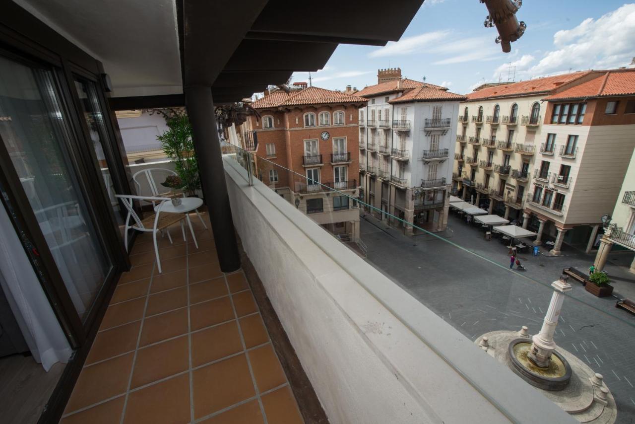 Apartamentos Plaza Del Torico Teruel Extérieur photo